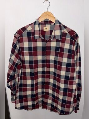 Lyle & Scott Men's‎ Burgundy Plaid Button-Down Shirt
